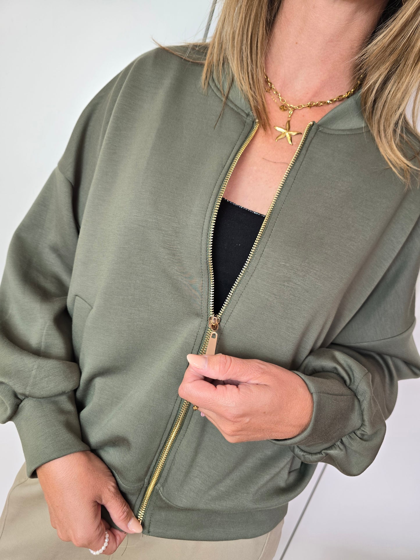 Leichte Sweater Jacke versch. Farben