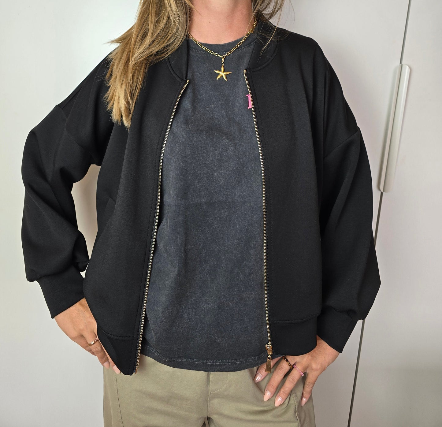 Leichte Sweater Jacke versch. Farben