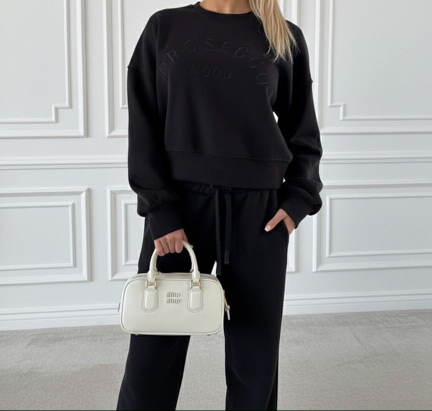 Damen Zweiteiler Prosecco Mood aus weichem Viskose Mix mit lockerem Sweatshirt und weiter Hose - bequemer Lounge- und Alltagslook