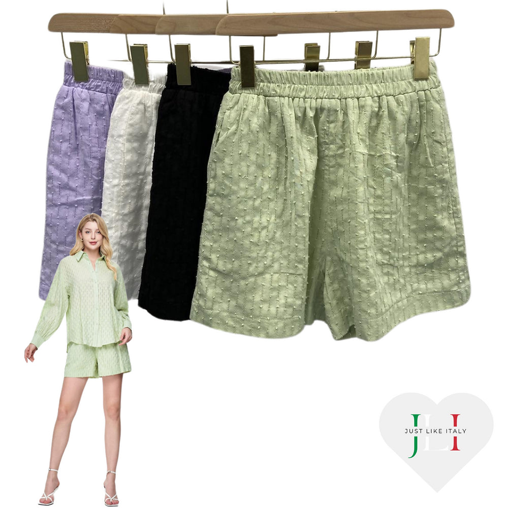 Sommer-Shorts in verschiedenen Farben