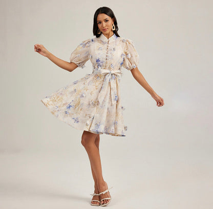 Elegantes Sommerkleid mit floralem Muster L/XL
