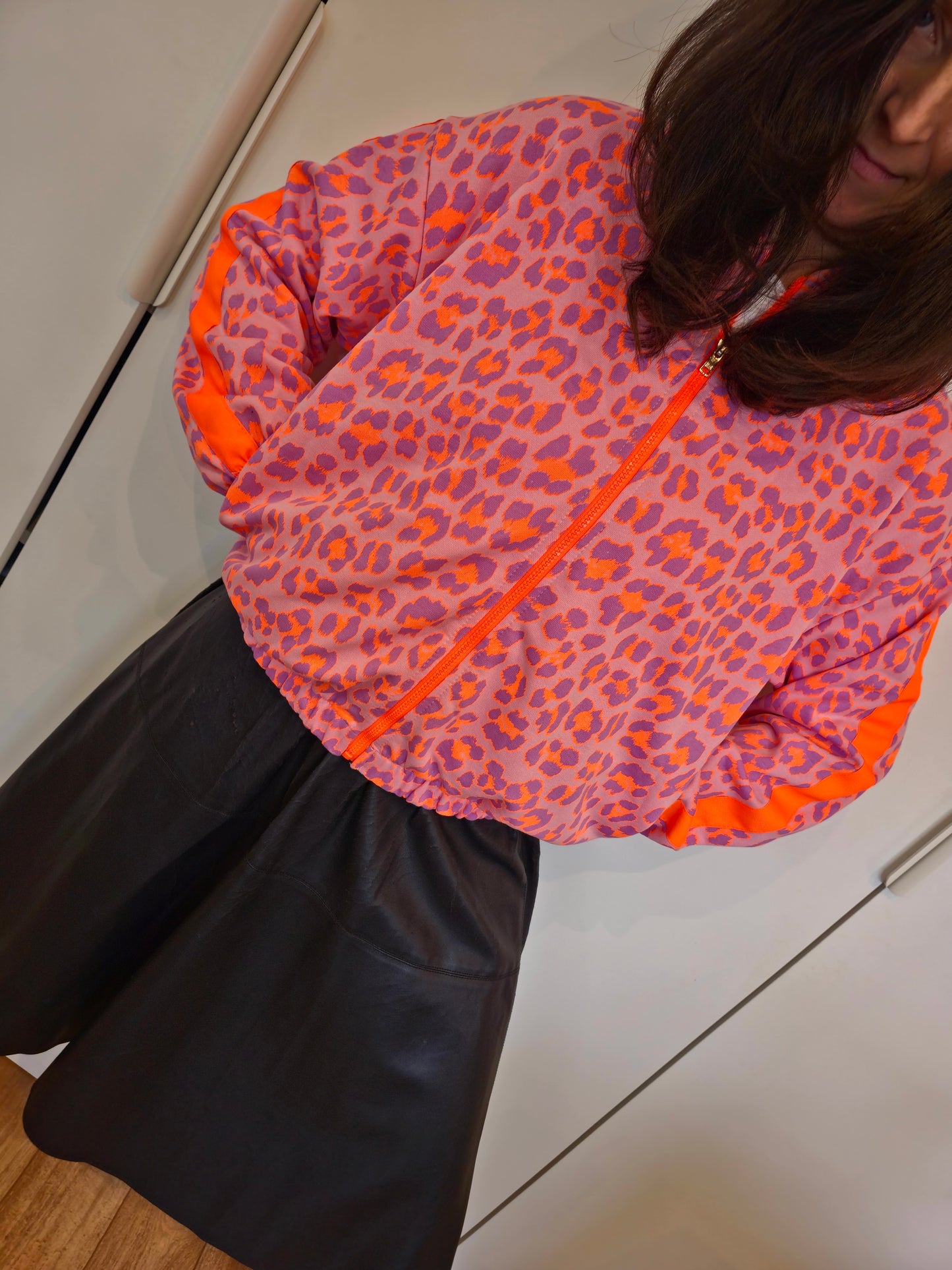 Stylische Sweater Jacke Animal Print