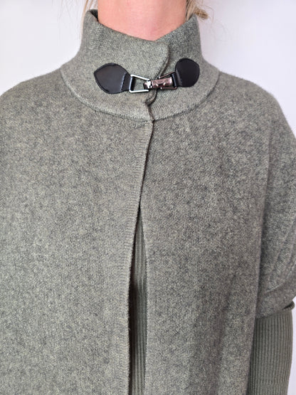 Eleganter Poncho