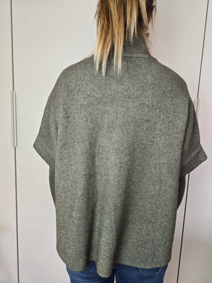 Eleganter Poncho