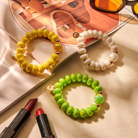 Perlenarmband „Rainbow Glow“ – Glänzende Farben, zeitlose Eleganz