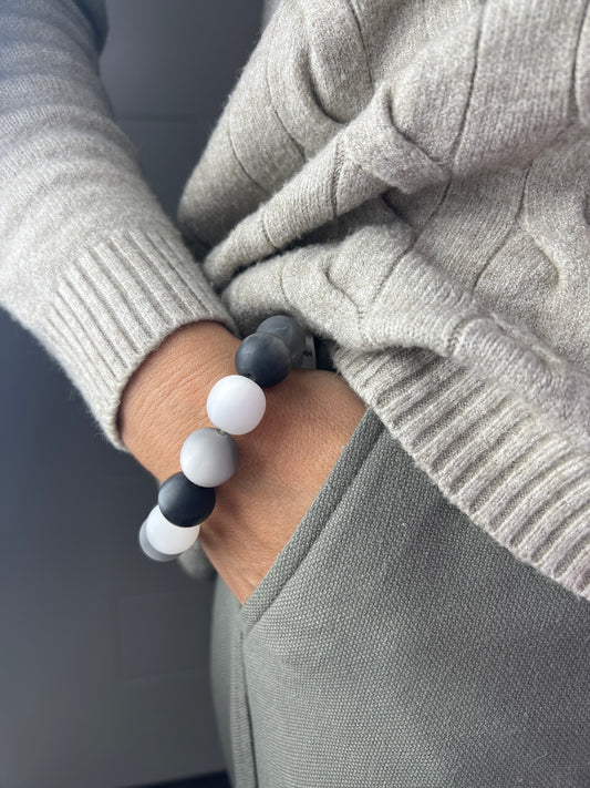 Armband MATT PEARLS schwarz weiß