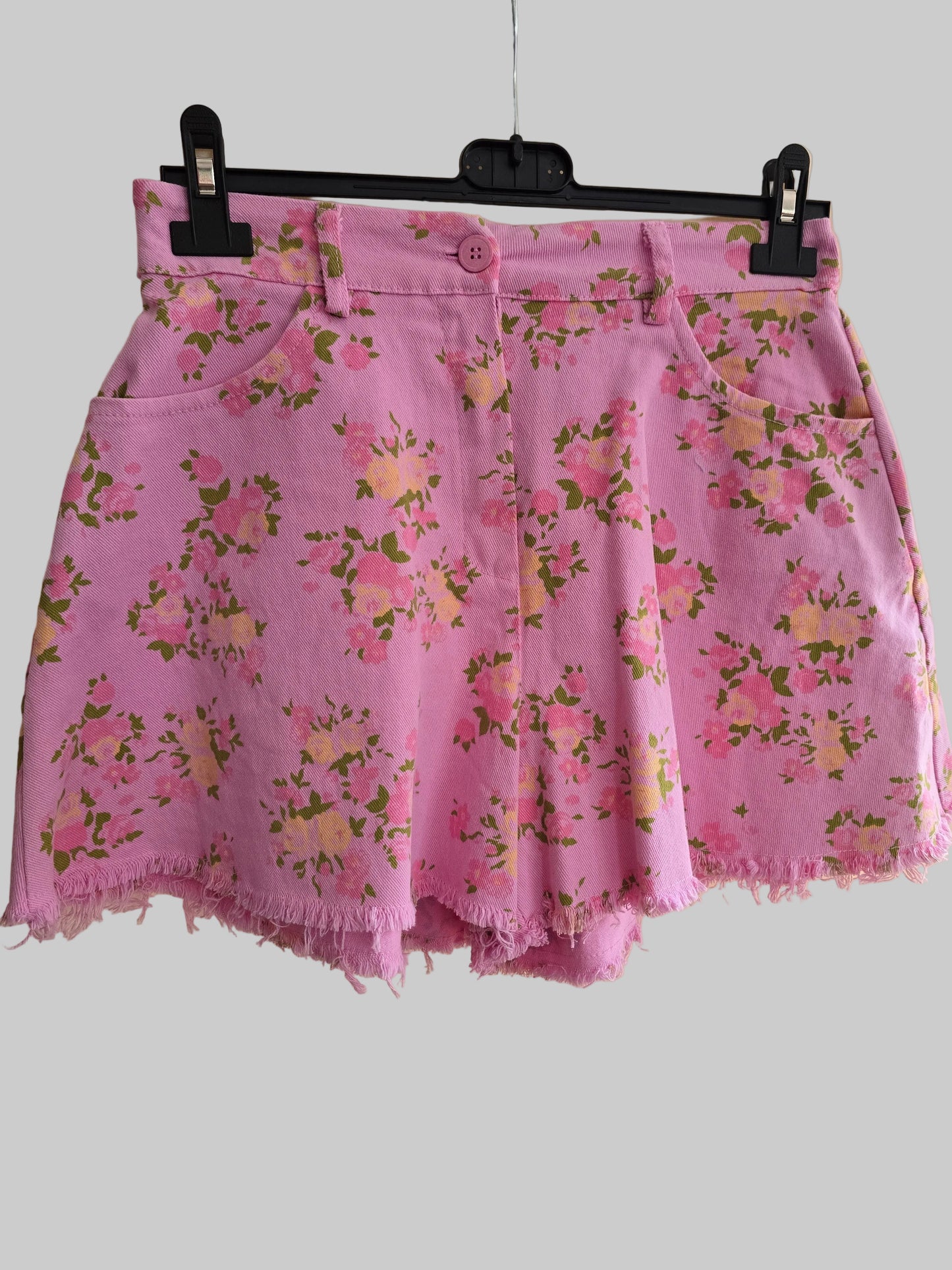 Jeans Shorts mit Blumen Print