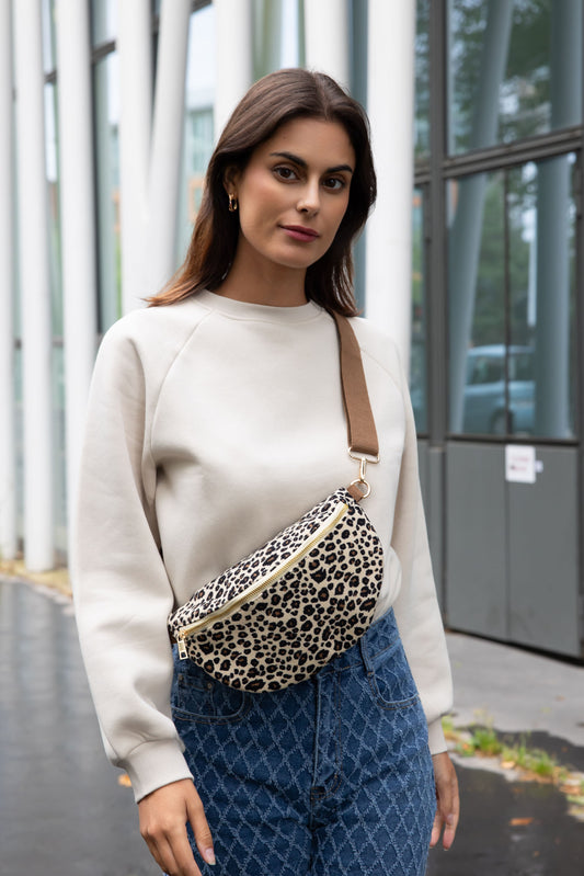 Crossbody Tasche Leo-Muster