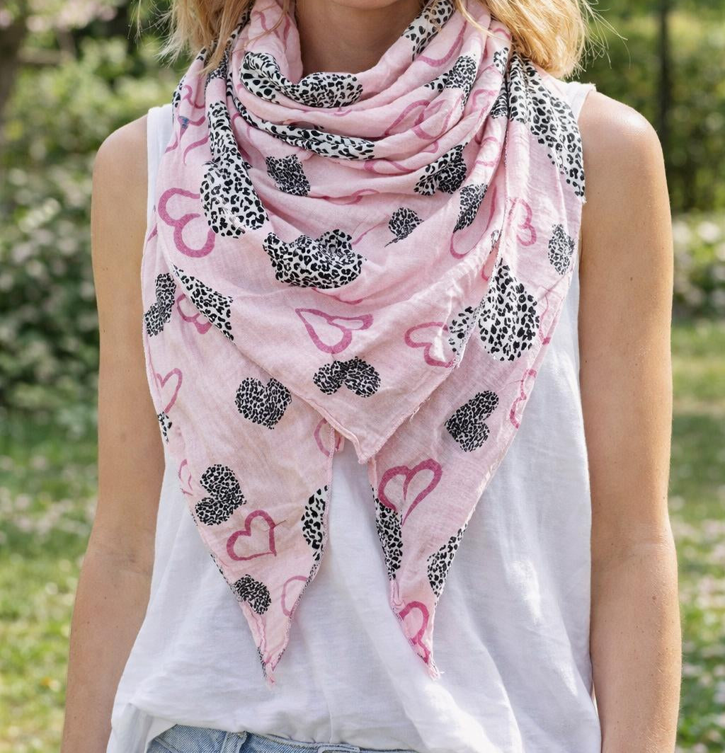 Musselin Tuch Damen aus Baumwolle mit Herzmuster und Leo-Print – leichtes Dreieckstuch Halstuch
